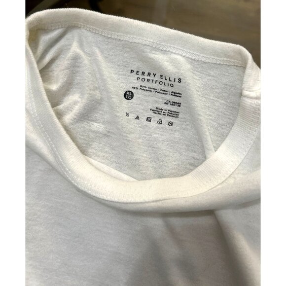 Perry Ellis Portfolio Mens White T-Shirt Size XL - Classic Crew Neck Comfort - Picture 3 of 6